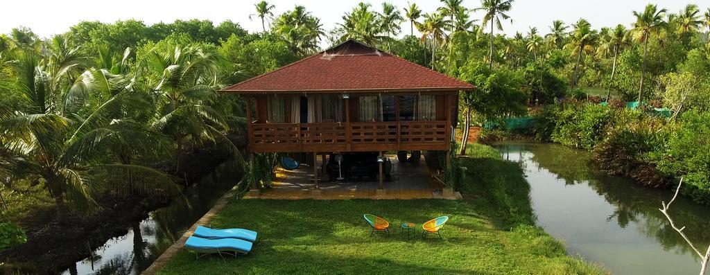 Vinis Farm - A Private Island Stay -Privacy Redefined !!! Mundrothuruth ภายนอก รูปภาพ